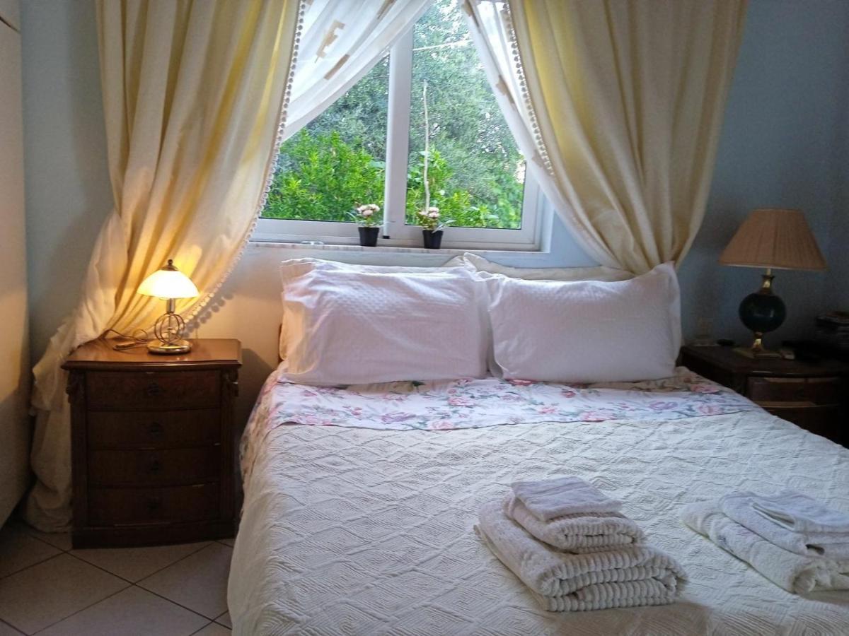 Maison d'hôtes Rosemary House à Saranda Extérieur photo